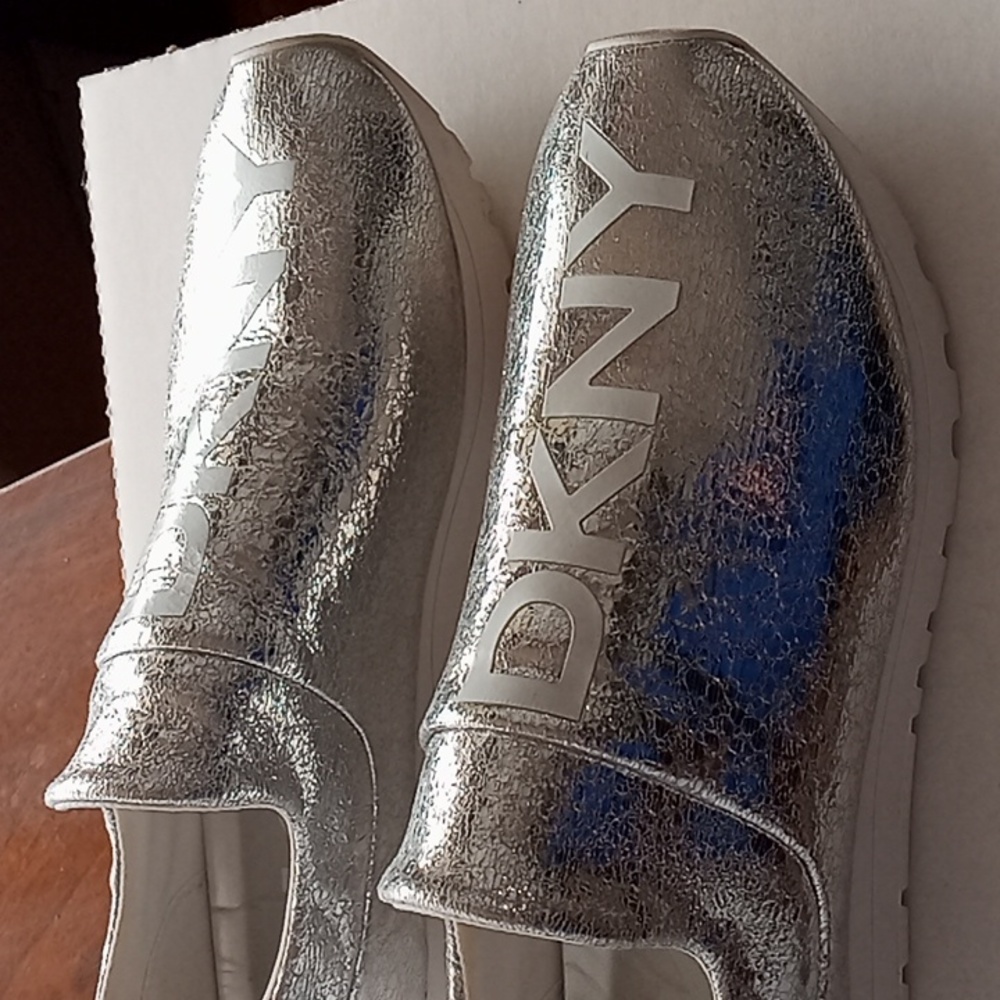 Silver DKNY metallic slip on ladies sneaker - Picture 3 of 6